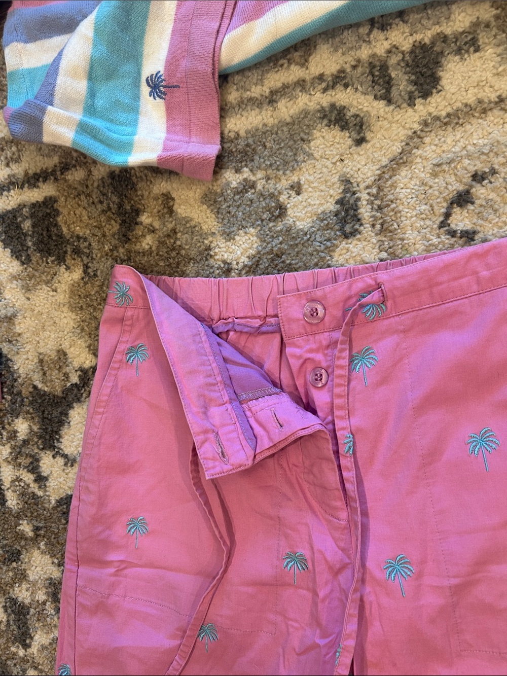 Lilly Pulitzer 2 Pc Set Women’s Pink Palm Wide Leg Pants Striped V Neck Top - Picture 6 of 13